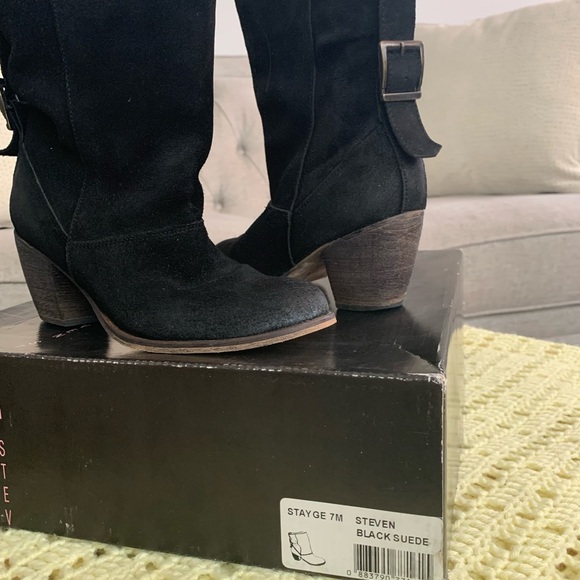 Steve Madden Stay GE  Black Suede Ankle Boots - Picture 3 of 12